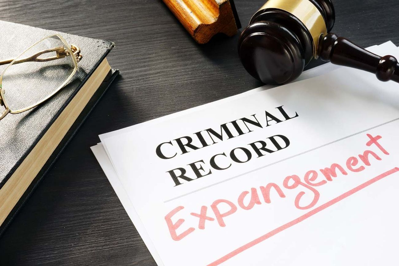 sheet of paper that says criminal record expangement