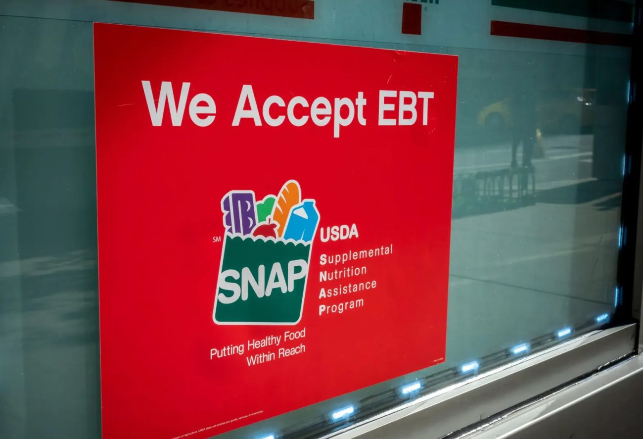 sign that says "We Accept EBT"